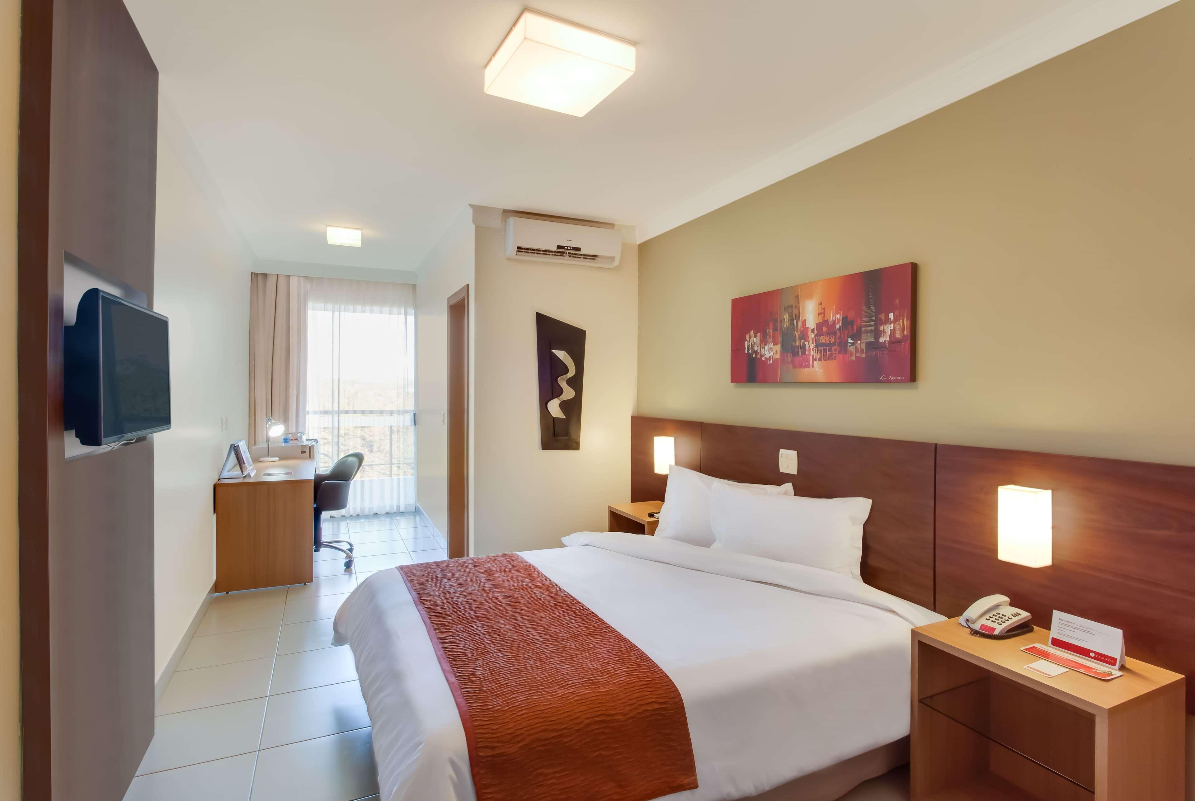 Ramada Hotel & Suites Lagoa Santa By Wyndham Екстериор снимка